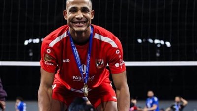 عسران لاعب طائرة الأهلي يشارك مع الشرطة العراقي في نهائيات الدوري