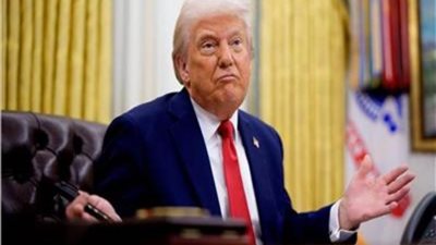 إدارة ترامب تعرض 1000 دولار وتحمل مصاريف سفر المهاجرين غير الشرعيين مقابل المغادرة الطوعية