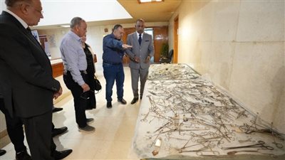محافظ أسيوط يطلق مشروعًا رائدًا لإعادة تأهيل 618 آلة جراحية وتسليمها لمديرية الصحة بعد تعقيمها 