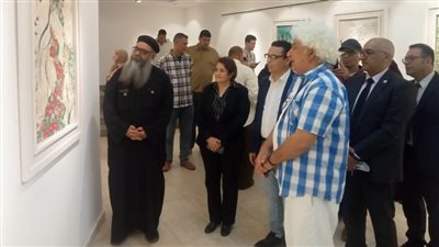 «أرض وسما» في معرض للفنانة الدكتورة جاكلين بشرى بمركز كفر الشيخ الثقافي 