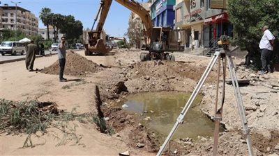 محافظ أسوان يكلف نائبه بالمتابعة الميدانية لمشروع تطوير وتوسعة طريق السادات بطول 4.5 كم  