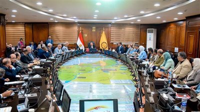 مجلس جامعة بني سويف يوافق على عقد عدة ندوات توعوية بكليات الجامعة