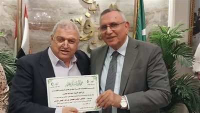 اتحاد العمال الوفديين يكرم رئيس الوفد