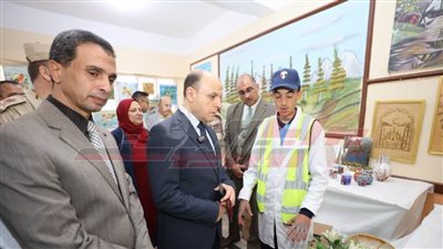 محافظ كفر الشيخ ووكيل التعليم يتفقدان مدرسة بلطيم الثانوية الصناعية العسكرية