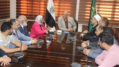 محافظ القليوبية يلتقي المشرفين الفائزين في بعثة حجاج الجمعيات الأهلية