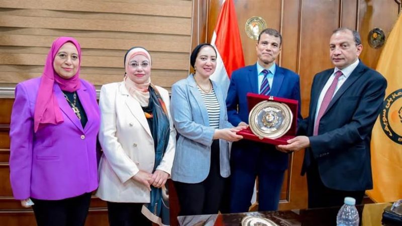 جانب من التكريم