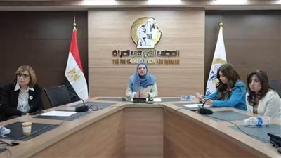 لجنة التعليم بـ