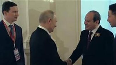 بوتين يستقبل الرئيس السيسي على هامش حفل عشاء للقادة المشاركين في احتفالات عيد النصر