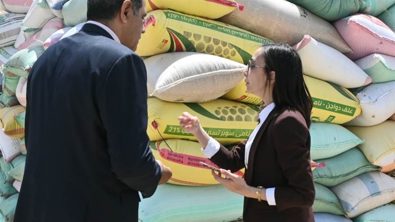 جانب من متابعة التوريد