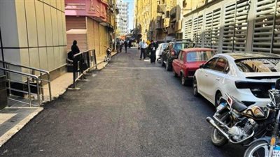 محافظ أسوان يوجه للإسراع باستكمال المشروعات المدرجة ضمن خطة الرصف بنسبة 98 % 