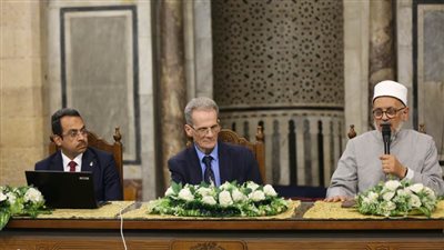 ملتقى التفسير ووجوه الإعجاز القرآني بالجامع الأزهر يستعرض الإعجاز في حديث القرآن عن اللبن وفوائده العلمية