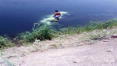 سقوط سيارة بترعة بلانة بنصر النوبة بأسوان دون خسائر فى الأرواح