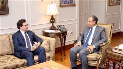 وزيرا الخارجية والثقافة يبحثان سبل تعزيز الأنشطة الثقافية المصرية بالخارج 