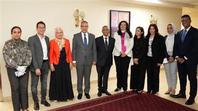 وزير الخارجية والهجرة يشارك في إجراءات لجنة تسلم الأثار المشكلة من وزارة الخارجية ووزارة السياحة والآثار 