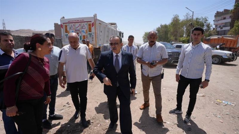 محافظ أسيوط يتابع