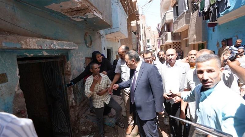 محافظ أسيوط يتفقد