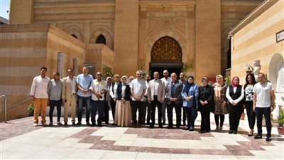 الأمين العام للمجلس الأعلى للآثار يتفقد المنطقة الأثرية بمجمع الأديان 