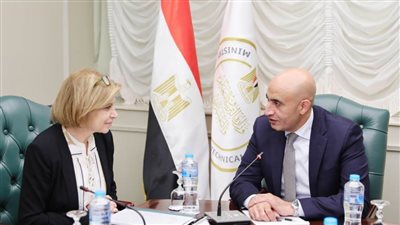 عبد اللطيف: خطه لإدخال مبادئ البرمجة في المناهج الدراسية 