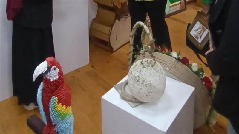 جانب من المعرض