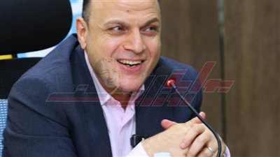 إنهاء أزمة الكهرباء بتركيب عدادات كودية لـ385 ورشة بمنطقة الحرفيين ببلطيم