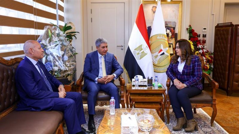 خلال الاجتماع