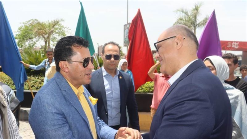 محافظ القليوبية يستقبل