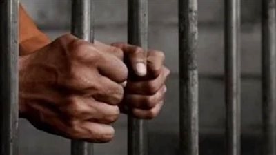 ضبط شخص لارتكابه أفعالًا خادشة للحياء داخل ميكروباص بالقاهرة