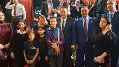  بالصور.. وكيل 