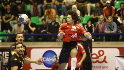 على زين أفضل لاعب فى مباراة الأهلى والترجي التونسى في الكؤوس الأفريقية لكرة اليد