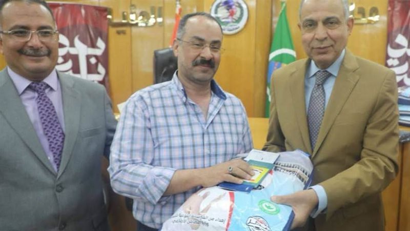 محافظ المنيا يشارك