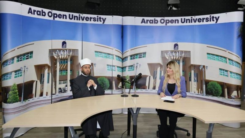 وزير الأوقاف خلال