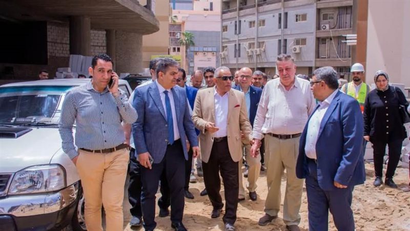 رئيس جامعة طنطا خلال