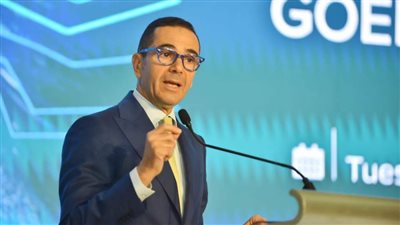 وزير الاستثمار والتجارة الخارجية يتوجه إلى ألمانيا 