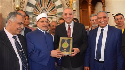 بالصور.. محافظ الغربية ورئيس جامعة الأزهر يفتتحان مسجدًا ويشهدان ندوة بكلية أصول الدين بطنطا