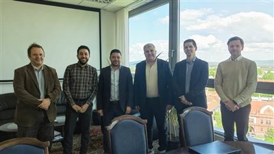 وفد جامعة بنها في زيارة لجامعة بانونيا بالمجر