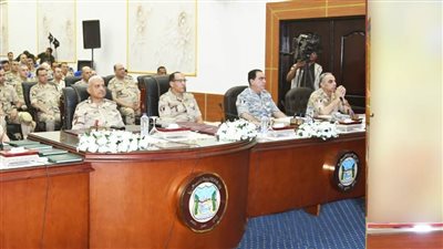 وزير الدفاع يشهد تنفيذ المرحلة الرئيسية لمشروع مراكز القيادة التعبوى للمنطقة الغربية العسكرية