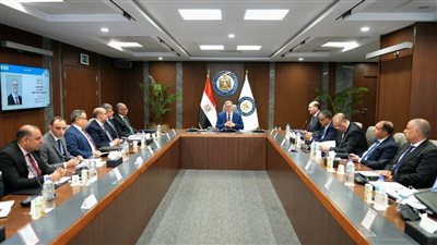 وزير البترول..ايلاب نموذج لتعظيم القيمة المضافة والتكامل الاقتصادي لشركات القطاع