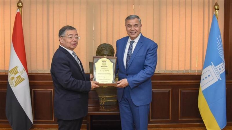 محافظ الإسكندرية