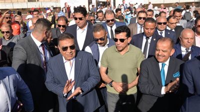 وزير الرياضة ومحافظ الدقهلية يفتتحان المرحلة الأولى من تطوير استاد المنصورة 