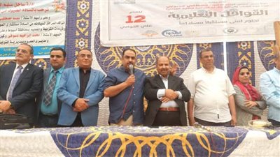 مراجعات نهائية لطلاب الثانوية بمركز ساحل سليم ضمن القوافل التعليمية بأسيوط (صور) 