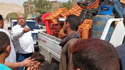 رئيس مدينة الغنايم بأسيوط يقود حملة مكبرة لرفع الإشغالات وإعادة الانضباط بالطريق العام