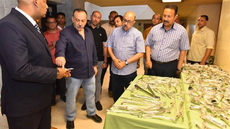 جانب من استلام المعدات