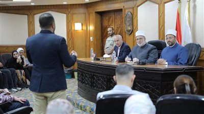 الأزهر يستقبل 150 شابًا ضمن وفد «منحة ناصر للقيادة الدولية» للتعرف على جهوده الدعوية والإنسانية