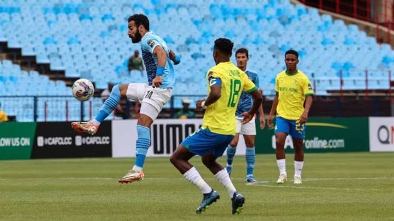 بيراميدز وصن داونز