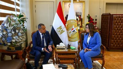 وزيرة التنمية المحلية تستقبل محافظ جنوب سيناء