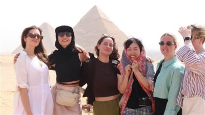 وزارة السياحة تنظم جولة للمشاركين فى عروض 