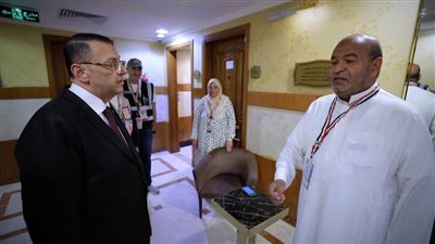 الرئيس التنفيذي لبعثة الحج المصرية يتفقد أحوال حجاج القرعة بفنادق الإقامة