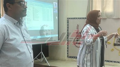 مدير تعليم مطروح تجتمع مع موجهي الأنشطة التربوية 