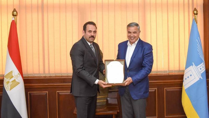 محافظ الإسكندرية