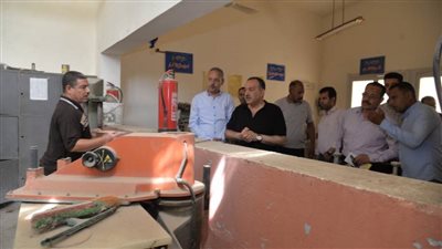محافظ أسيوط يتفقد مركز 